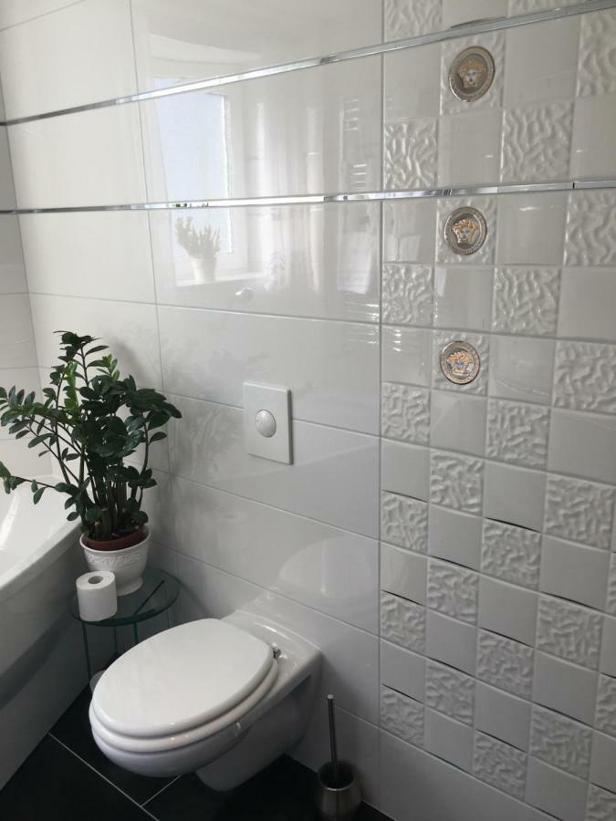 5 Sterne Ferienwohnung Cattaleya 埃姆登 外观 照片